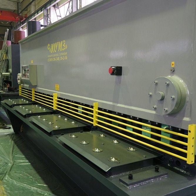 Гидравлическая гильотина ЮМЗ НГ13Г.03 (лист 12*4000 мм)Фото 10180-02.jpg