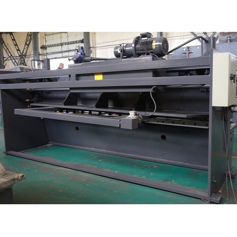 Гидравлическая гильотина ЮМЗ НГ6Г.03 (лист 6,3*4000 мм)Фото 10185-05.jpg