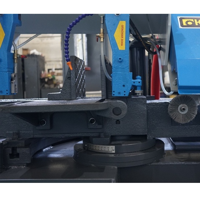 Ленточнопильный станок по металлу с поворотным столом ЮМЗ ЛПСГ-280.45Фото 10195-06.jpg