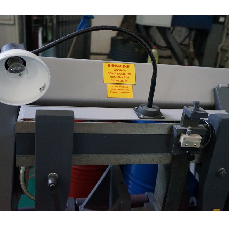 Полуавтоматический ленточнопильный станок ЮМЗ ЛПСГ-380Фото 10204-05.jpg