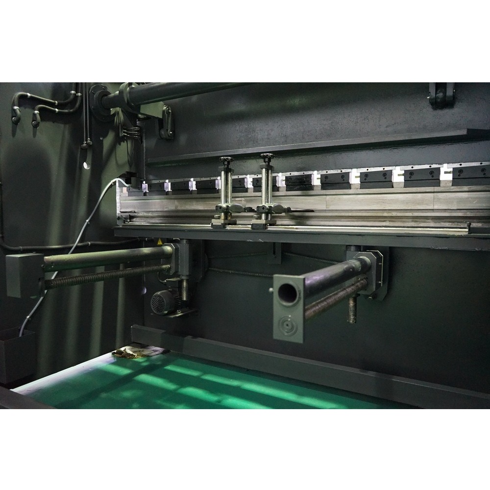 Листогибочный гидравлический пресс ЮМЗ ПЛГ-100 (ИБ1430Б)Фото 10230-03.jpg