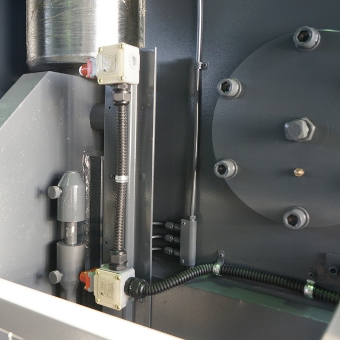 Листогибочный гидравлический пресс ЮМЗ ПЛГ-125 (ИБ1431)Фото 10231-06.jpg