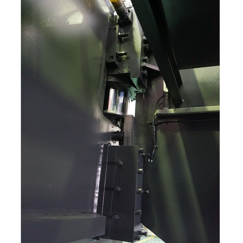 Листогибочный гидравлический пресс ЮМЗ ПЛГ-250 (ИБ1434А)Фото 10234-08.jpg