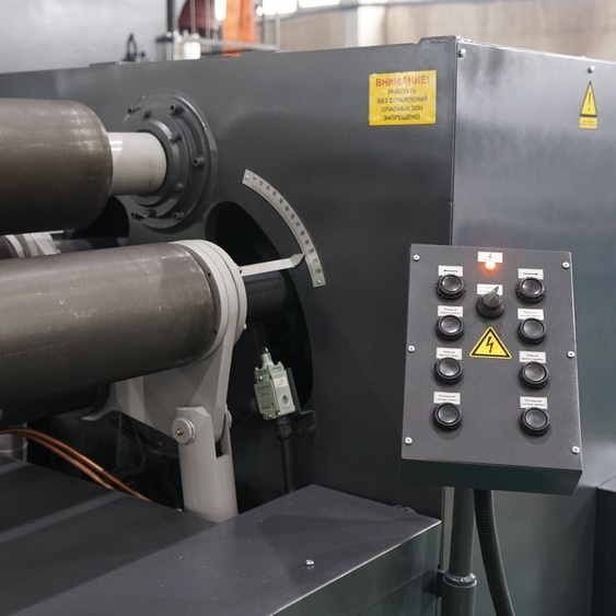 Вальцовочный гидравлический станок ЮМЗ ИБ2216ГПФото 10238-04.jpg