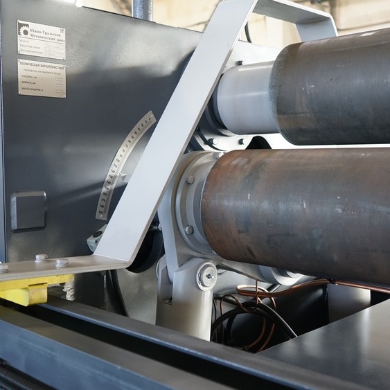 Вальцовочный гидравлический станок ЮМЗ ИБ2220ГПФото 10239-04.jpg