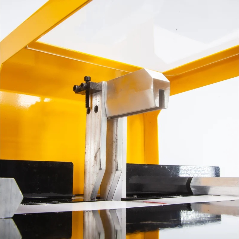 Станок отрезной для РВД DOMICRON DM 51 RQK (380 В)Фото 10397-03.jpg