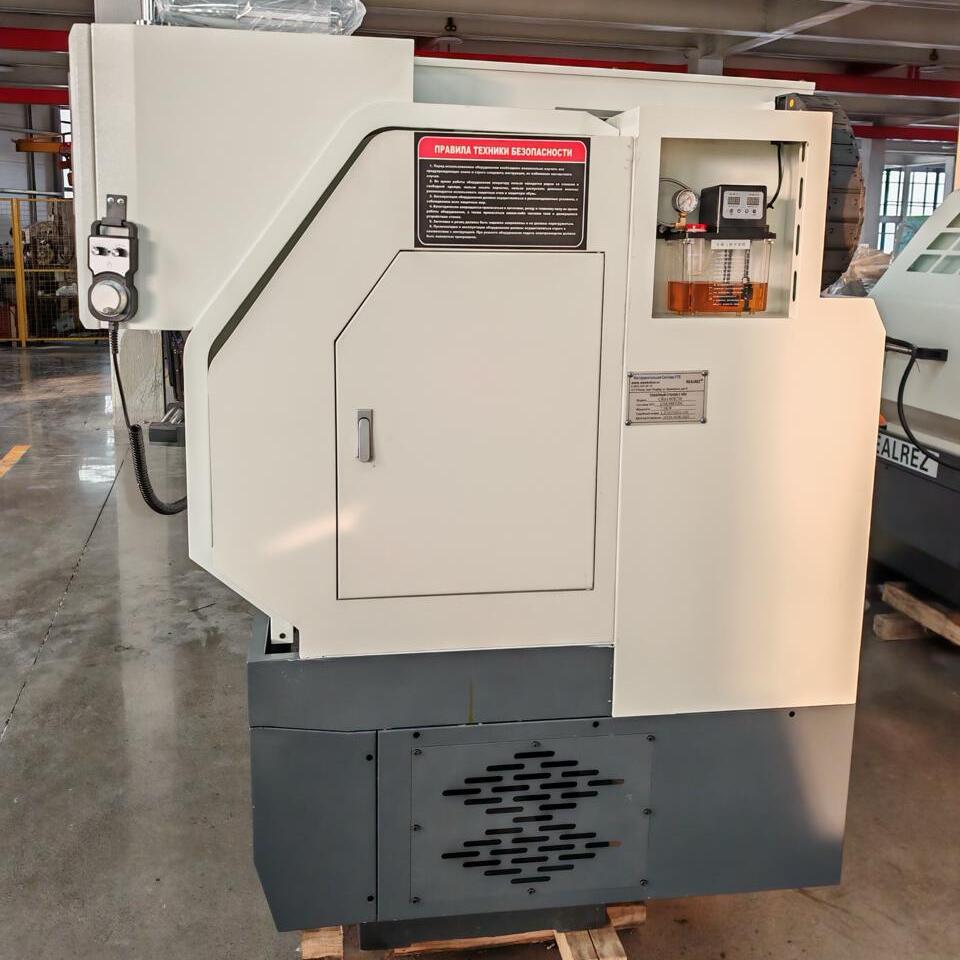 Токарный станок с ЧПУ Realrez CK 6140х750 GAH8Фото 10482-02.jpg