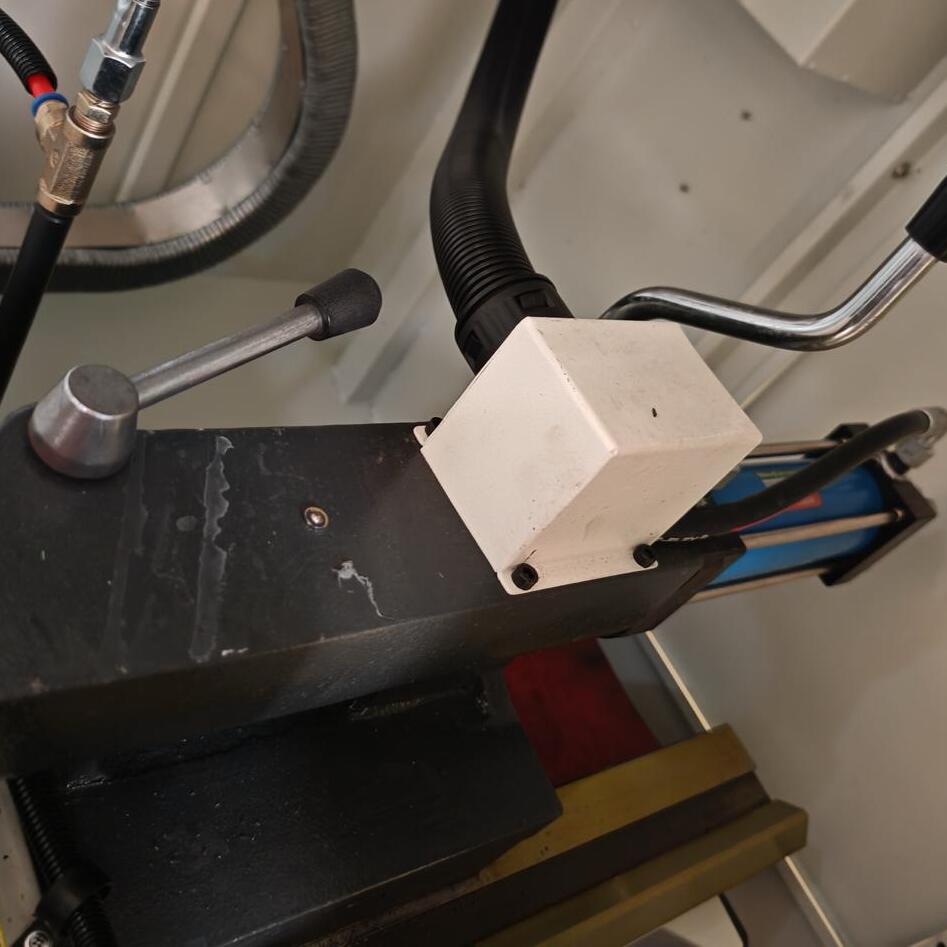 Токарный станок с ЧПУ Realrez CK 6140х750 GAH8Фото 10482-05.jpg