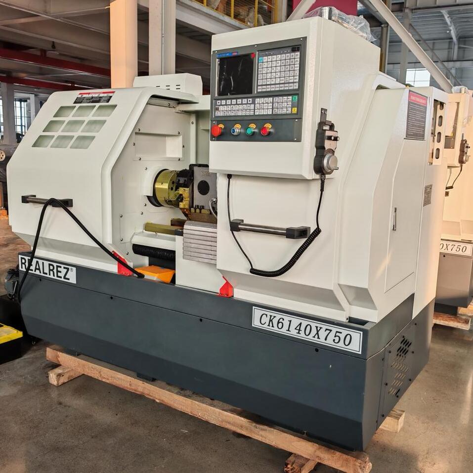 Токарный станок с ЧПУ Realrez CK 6140х750 GAH8Фото 10482-06.jpg