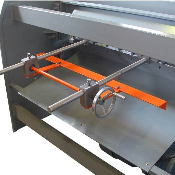 Электромеханическая гильотина METALMASTER ETG 2030EФото 10483-03.jpg