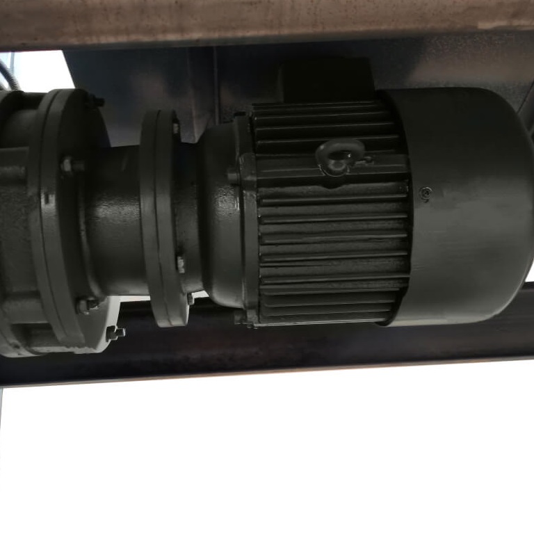 Электромеханическая гильотина METALMASTER ETG 2030EФото 10483-05.jpg