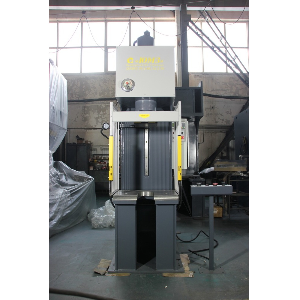 Пресс гидравлический ЮМЗ П6326БФото 10649-02.jpg