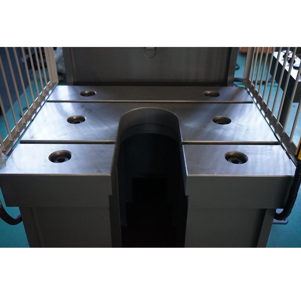 Пресс гидравлический ЮМЗ П6330БФото 10698-02.jpg