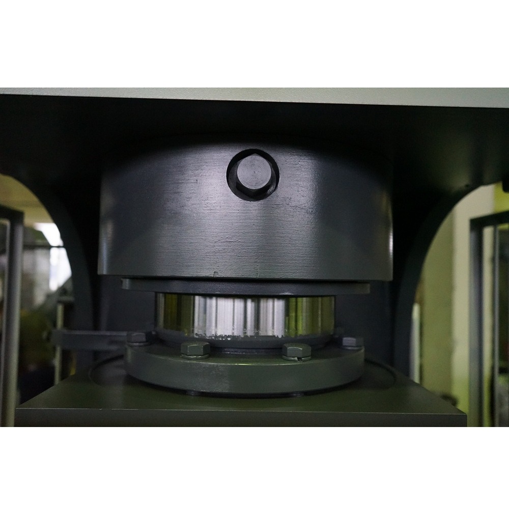 Пресс гидравлический ЮМЗ П6332БФото 10699-03.jpg