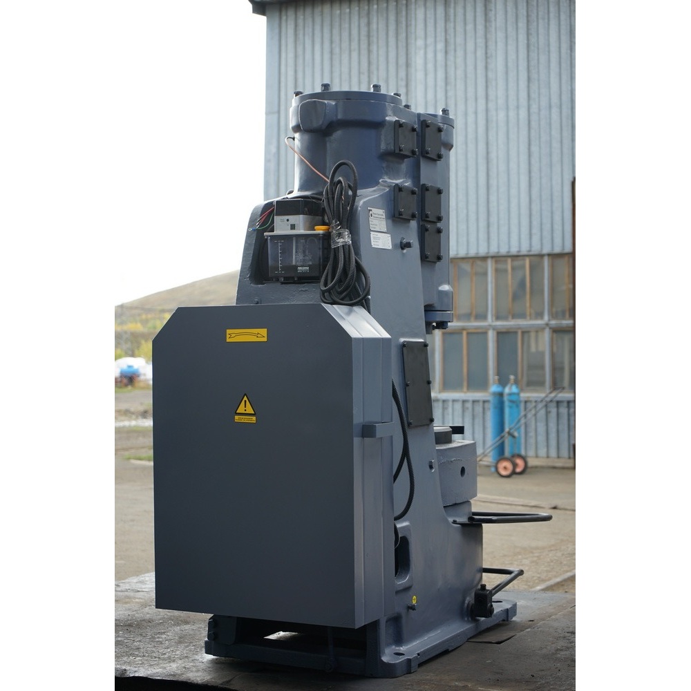 Пневматический ковочный молот ЮМЗ МК4132Фото 10702-04.jpg