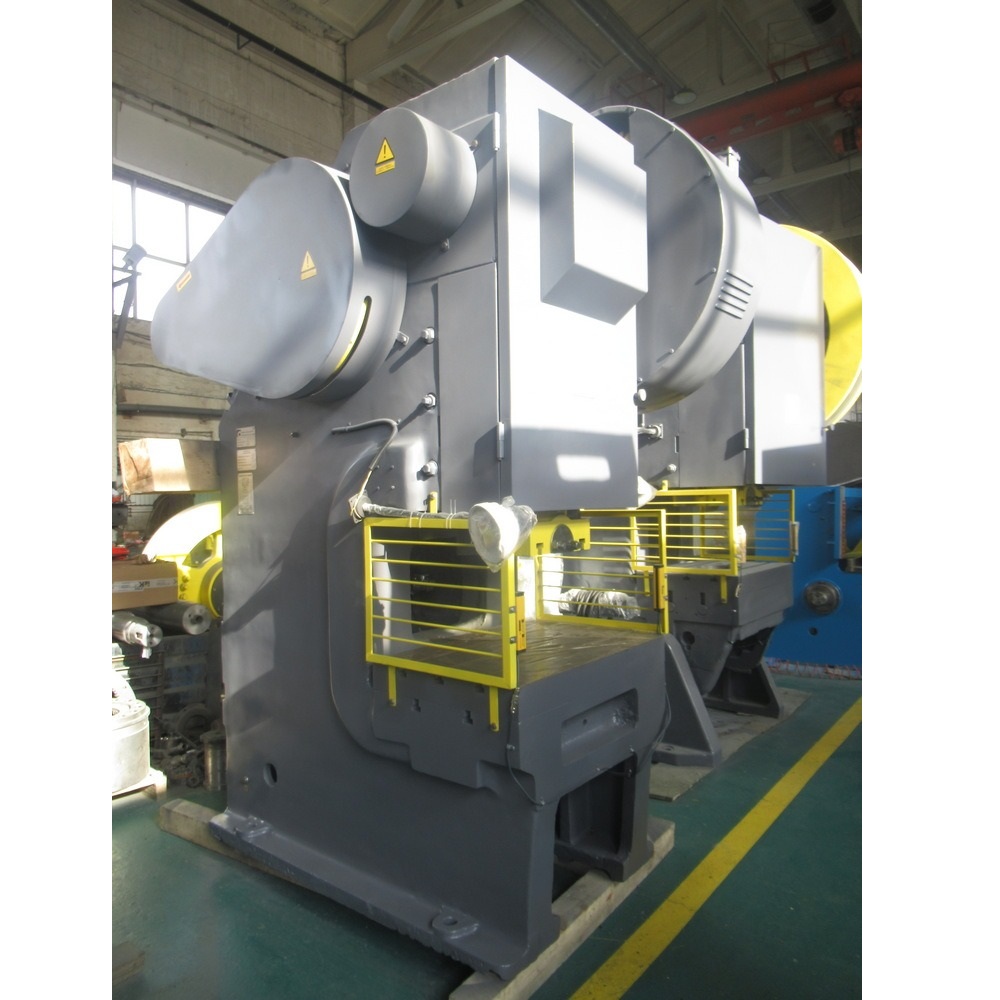 Пресс кривошипный ЮМЗ КД2130Фото 10719-03.jpg