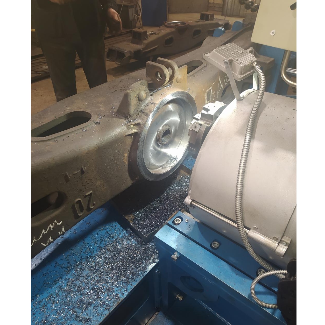 Специальный фрезерный станок ФБ-01 ВПУФото 10729-04.jpg