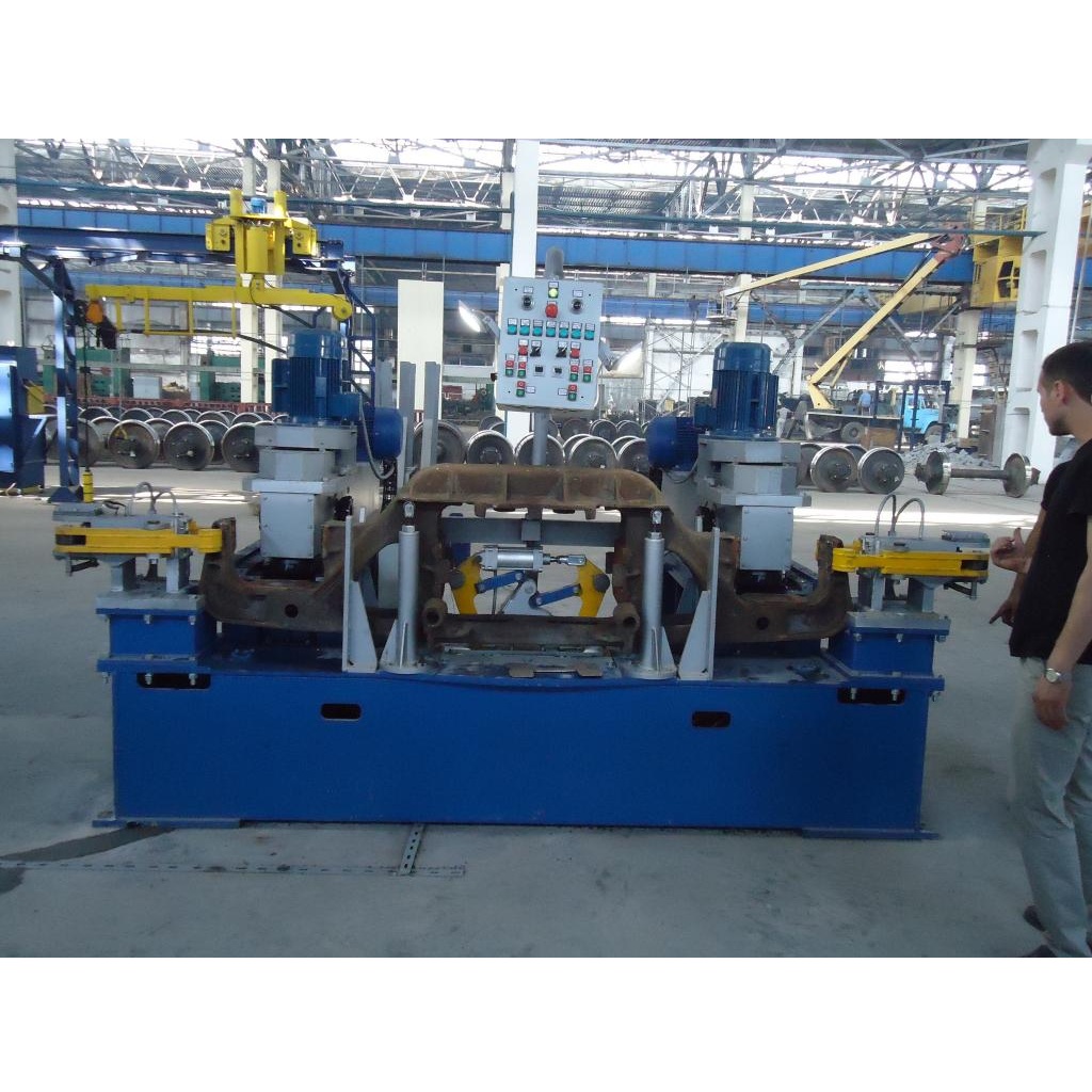 Специальный фрезерный станок ФБ-03/2ВПФото 10732-03.jpg