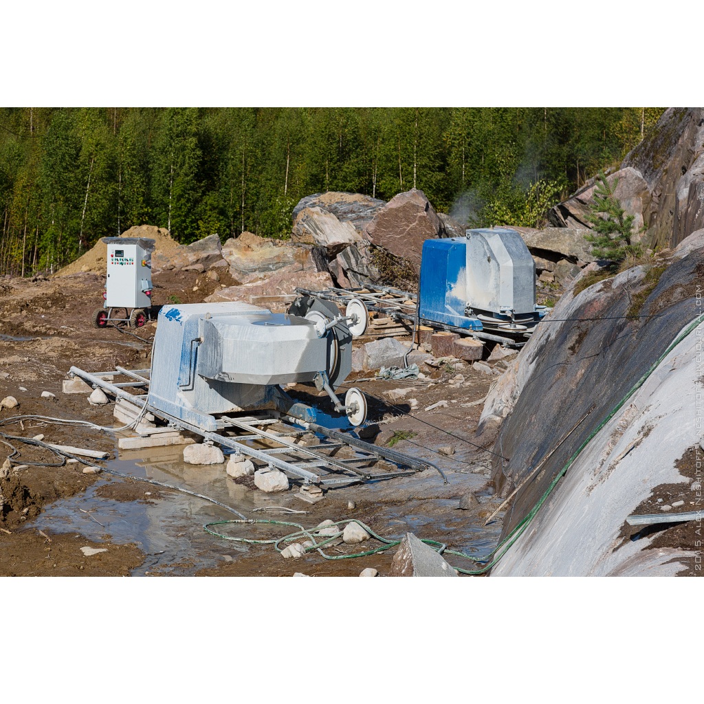 Машина алмазно-канатная Надежда-2Фото 10737-02.jpg