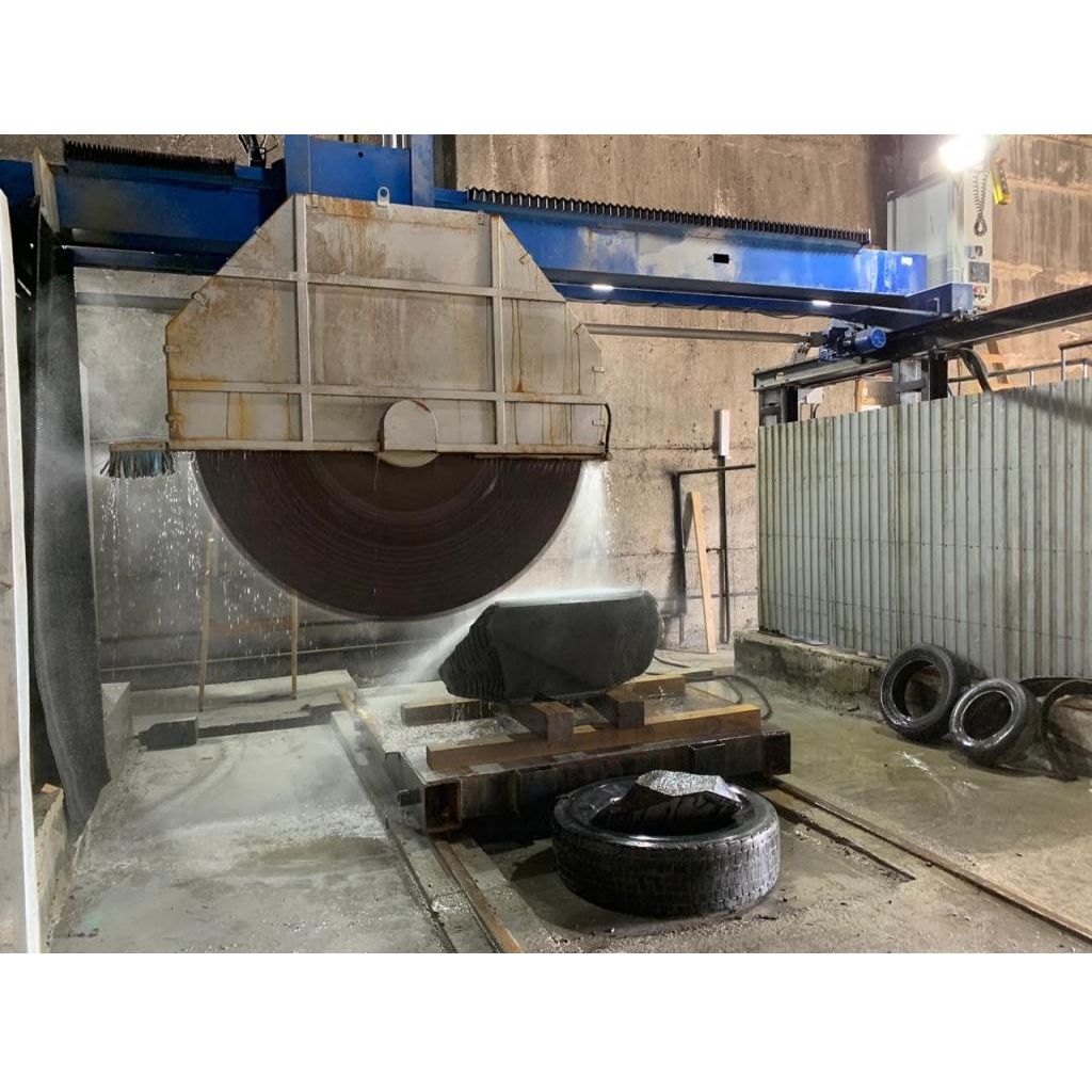 Станок распиловочный мостовой РитмФото 10746-02.jpg