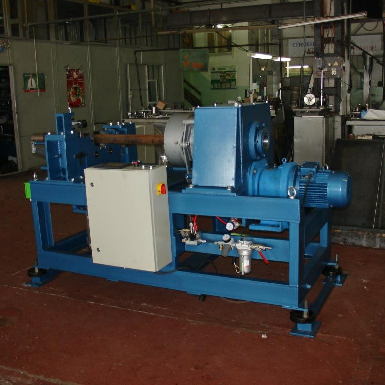 Станок муфтодоверточный СМД 6000Фото 10756-02.jpg