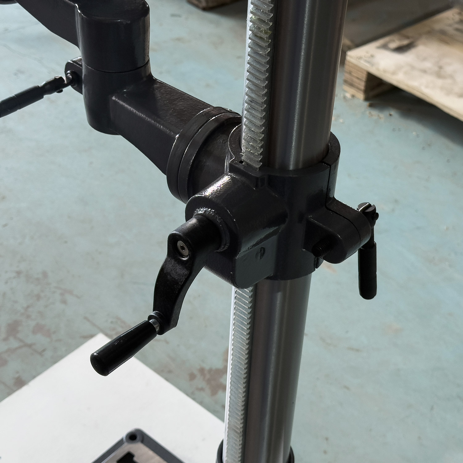 Радиально-сверлильный станок PROMA ZQJ3116A/230Фото 11002-08.jpg