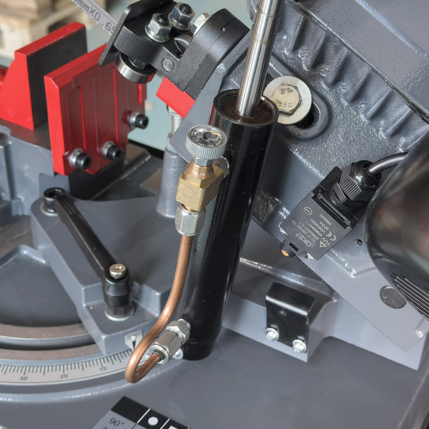 Ленточнопильный станок по металлу PROMA MCB128SHDФото 11004-06.jpg