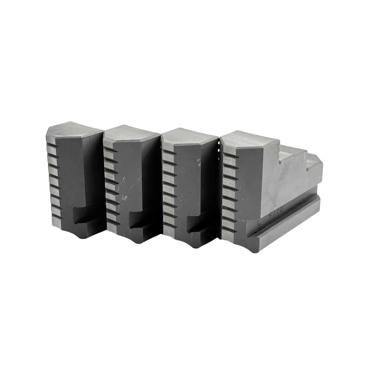 Кулачки универсальные к патрону токарному Ø400 4- кул. ширина 38 мм, паз 13 мм TORNERIФото 11117-03.jpg