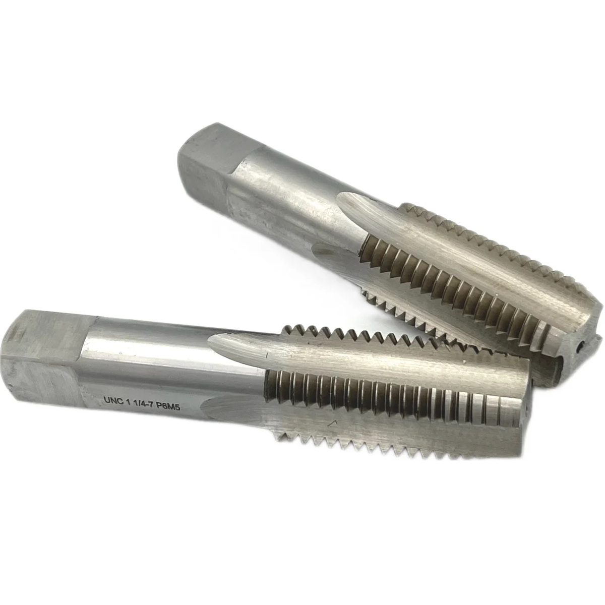 Метчик дюймовый TORNERI UNC 1 1/4" 7 нитей Р6М5 комплект из 2-х штукФото 12201-02.jpg
