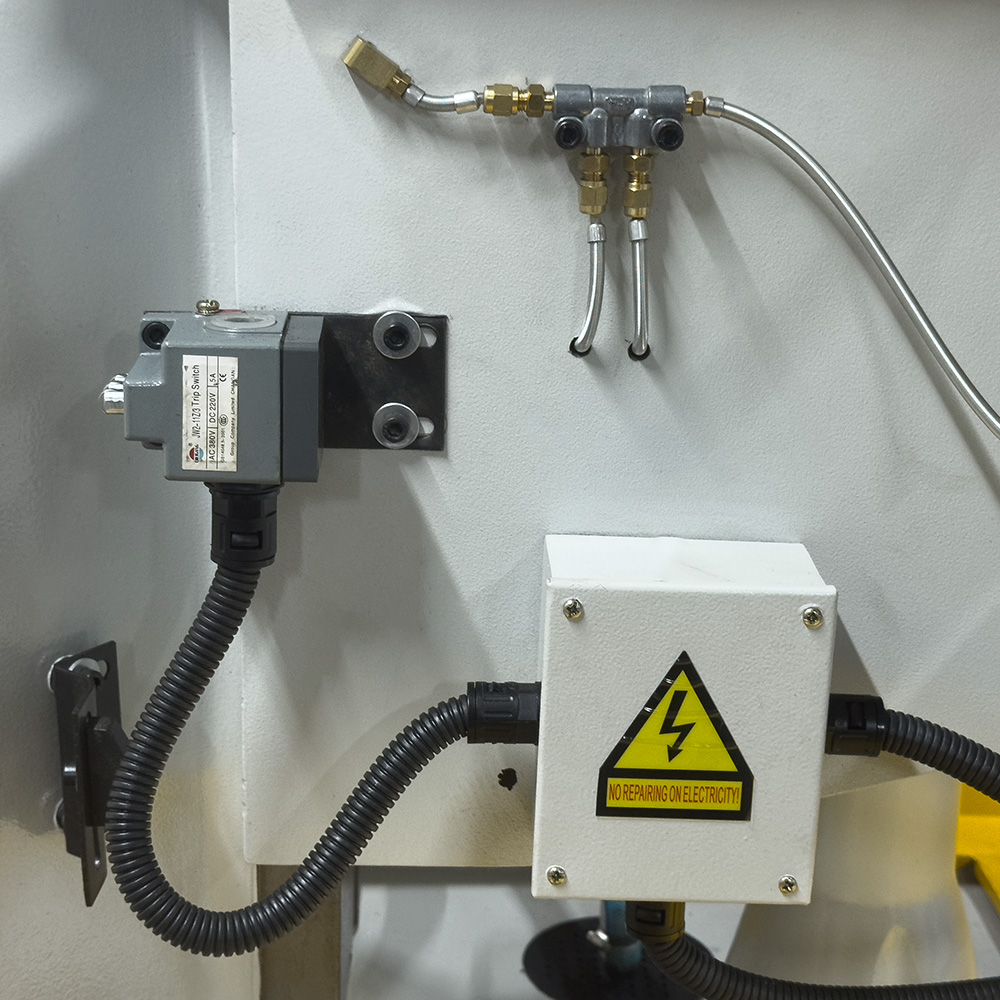 Универсальный фрезерный станок по металлу PROMA FVV-125PD с УЦИФото 1222-04.jpg