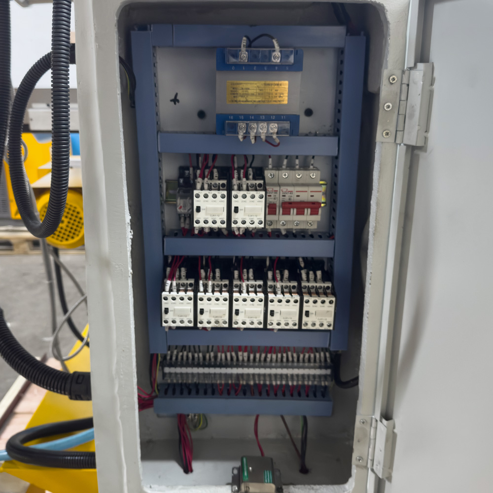 Универсальный фрезерный станок по металлу PROMA FVV-125PD с УЦИФото 1222-06.jpg