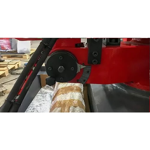 Полуавтоматический ленточнопильный станок KARMETAL KDG 400x610 DMФото 12590-04.jpg