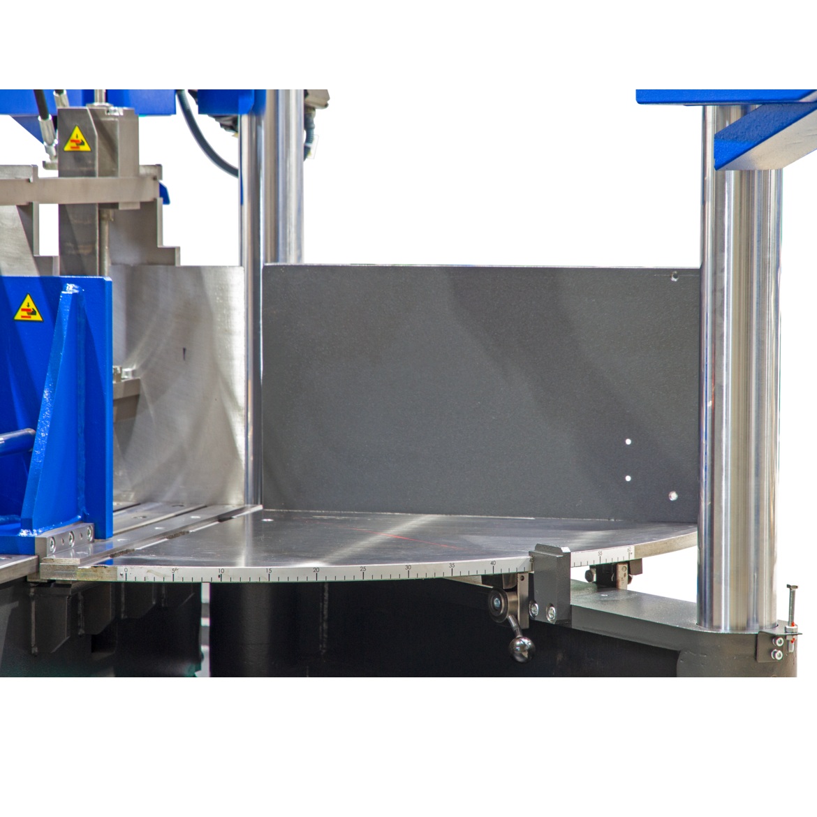 Автоматический двухколонный ленточнопильный станок по металлу PILOUS TMJ PP 602 GCNCФото 3984-06.jpg