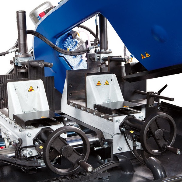 Автоматический маятниковый ленточнопильный станок по металлу PILOUS ARG 300 CF-NC AutomatФото 4007-03.jpg