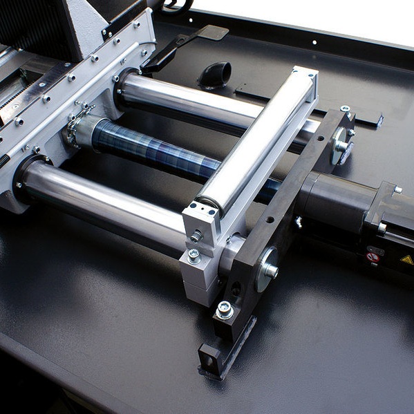 Автоматический маятниковый ленточнопильный станок по металлу PILOUS ARG 330 CF-NC AutomatФото 4008-04.jpg