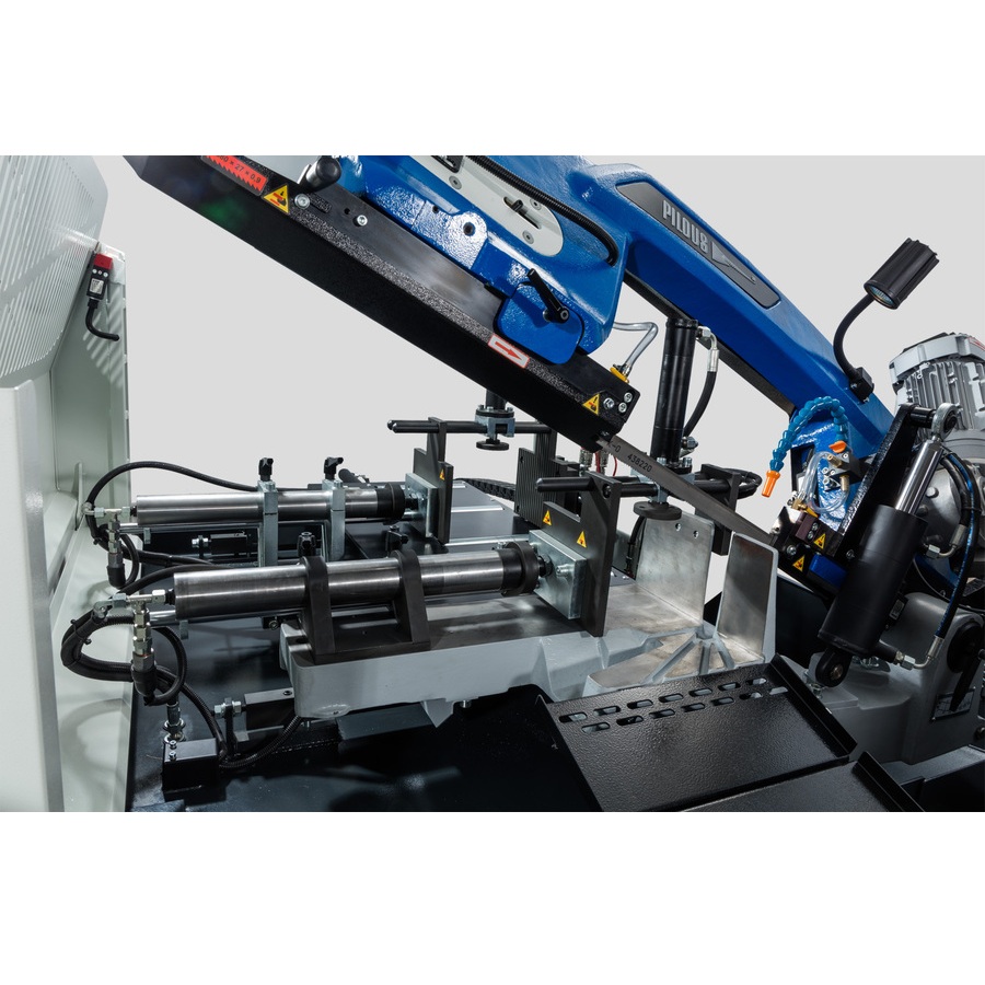 Автоматический маятниковый ленточнопильный станок по металлу PILOUS Dynamic 2.6Фото 4009-05.jpg