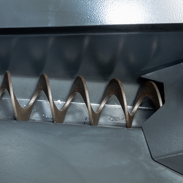 Автоматический маятниковый ленточнопильный станок по металлу PILOUS Dynamic 2.6Фото 4009-06.jpg