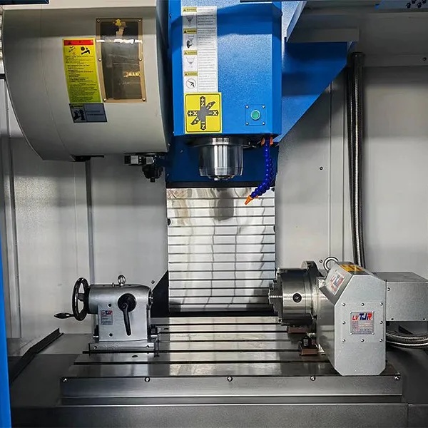 Вертикальный обрабатывающий центр с ЧПУ MetalTec TOPMILL 1360F (3 оси)Фото 4146-02.jpg