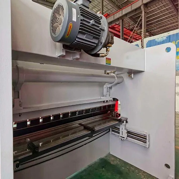 Гидравлический листогибочный пресс MetalTec HBM 160/3200M (E22, инвертор заднего упора)Фото 4205-05.jpg