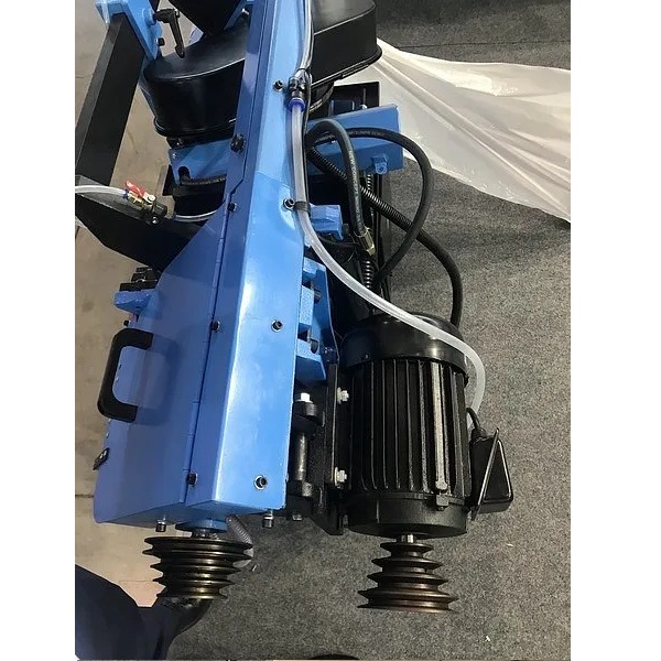 Ручной ленточнопильный станок по металлу MetalTec BS 228 FHФото 4233-03.jpg