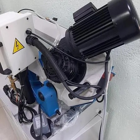 Ручной ленточнопильный станок по металлу MetalTec BS 170 FHE (220 V)Фото 4235-02.jpg