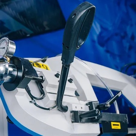 Ручной ленточнопильный станок по металлу MetalTec BS 250 FHEФото 4241-03.jpg