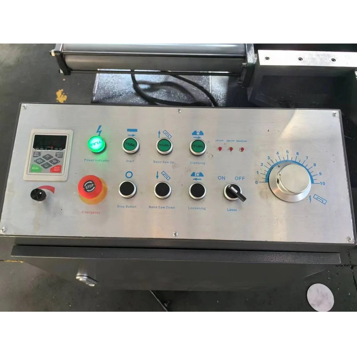 Полуавтоматический ленточнопильный станок для резки металла под углом 90° MetalTec MBS 350/50 CHФото 4257-05.jpg