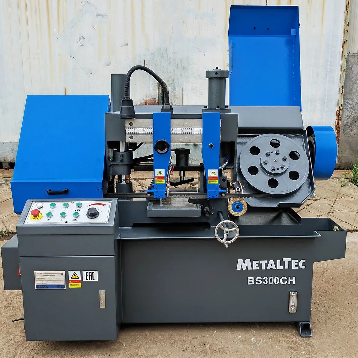 Полуавтоматический ленточнопильный станок для резки металла под углом 90° MetalTec BS 300 CHФото 4259-08.jpg