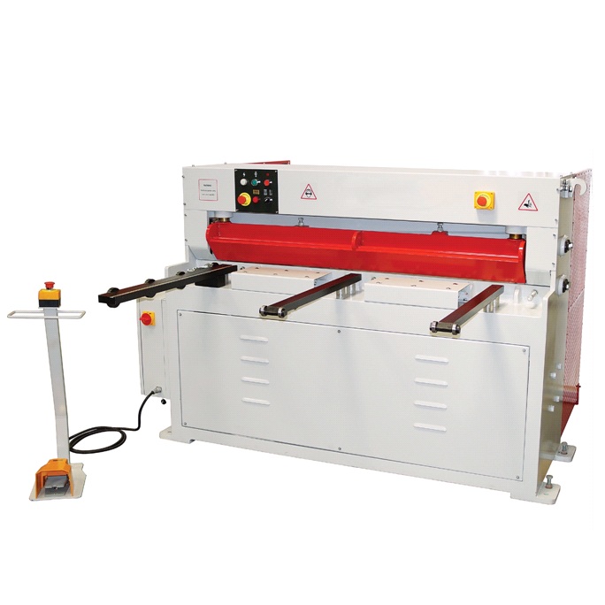 Электромеханическая гильотина Q11 4x1300