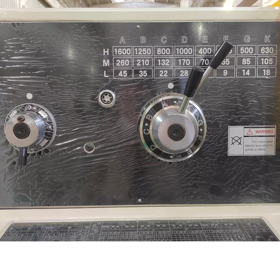 Универсальный токарно-винторезный станок KMT KY50B (CY6250B) 1500Фото 4690-06.jpg