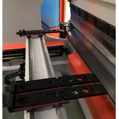 Листогибочный гидравлический пресс METAL MASTER PressMaster 2590 PRO 4+1Фото 5375-11.jpg