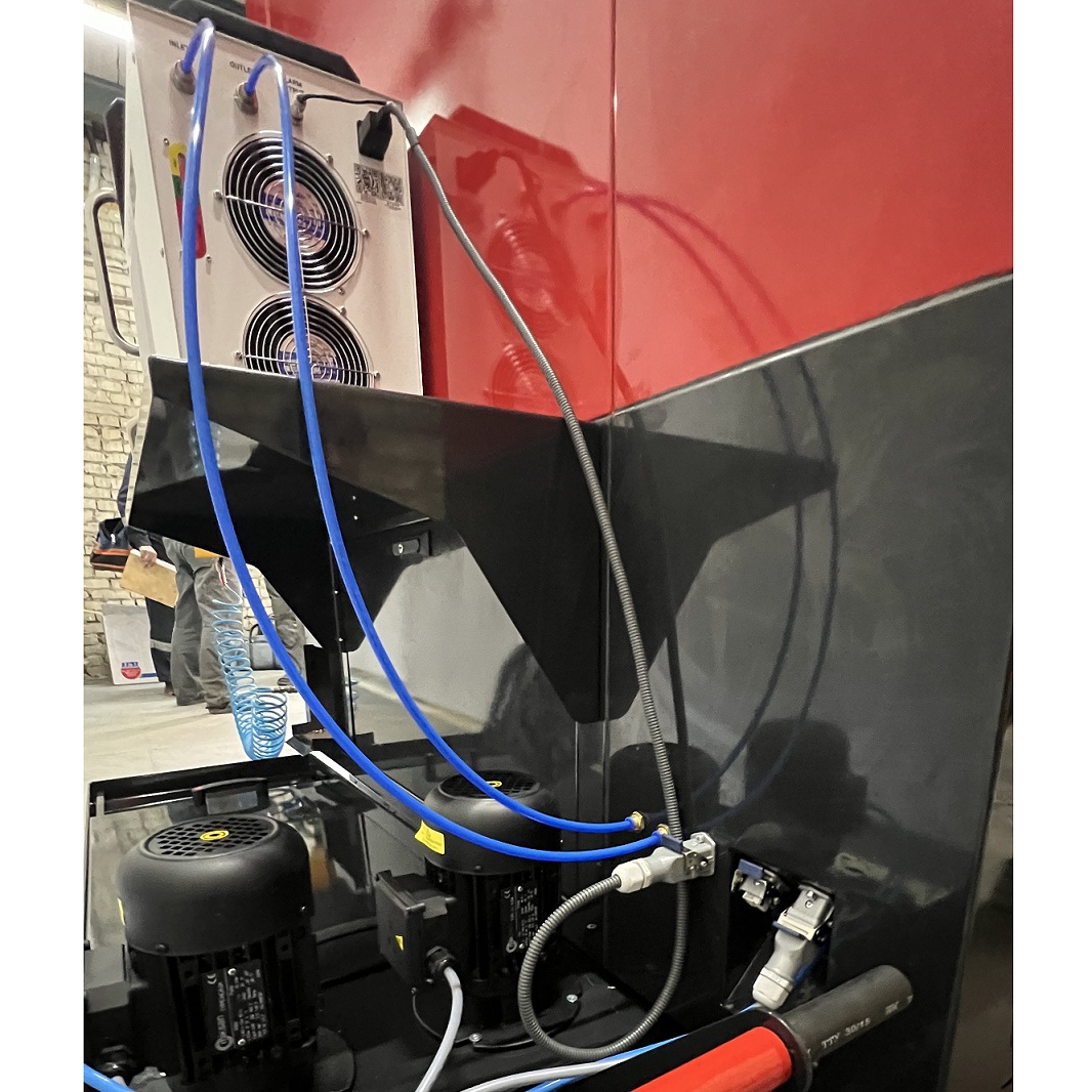 Вертикально-фрезерный обрабатывающий центр PLOT VGI-462Фото 5419-08.jpg