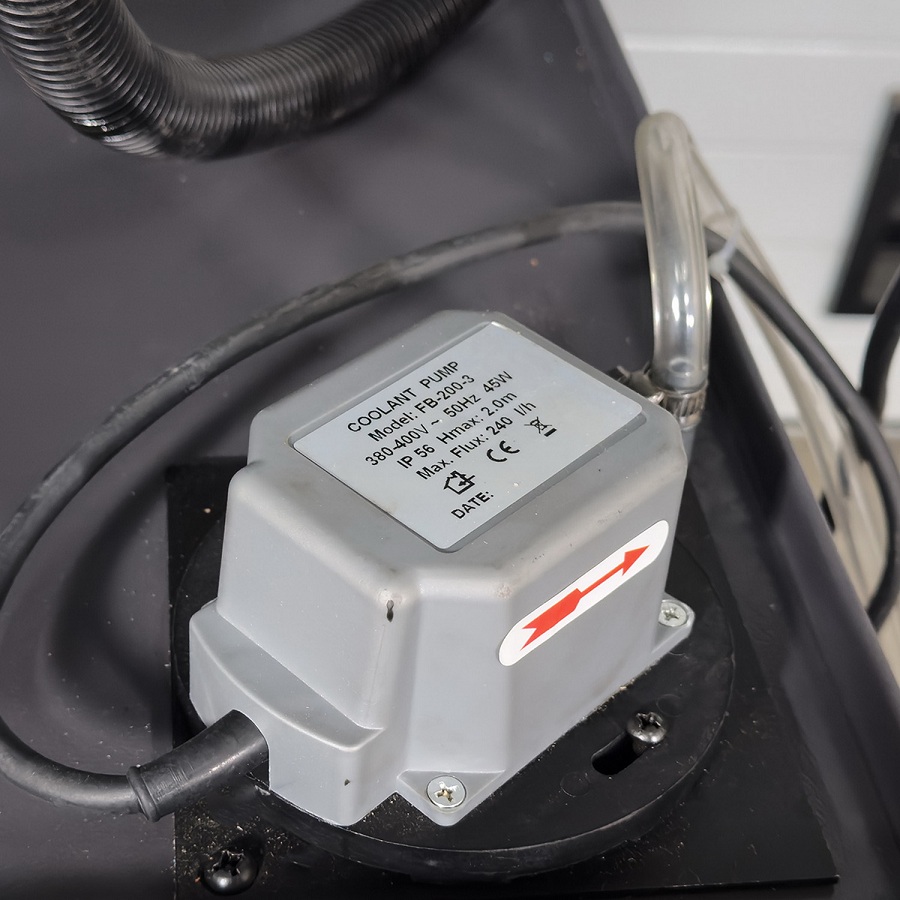 Ленточнопильный станок AURA LM-220G/380Фото 5422-06.jpg