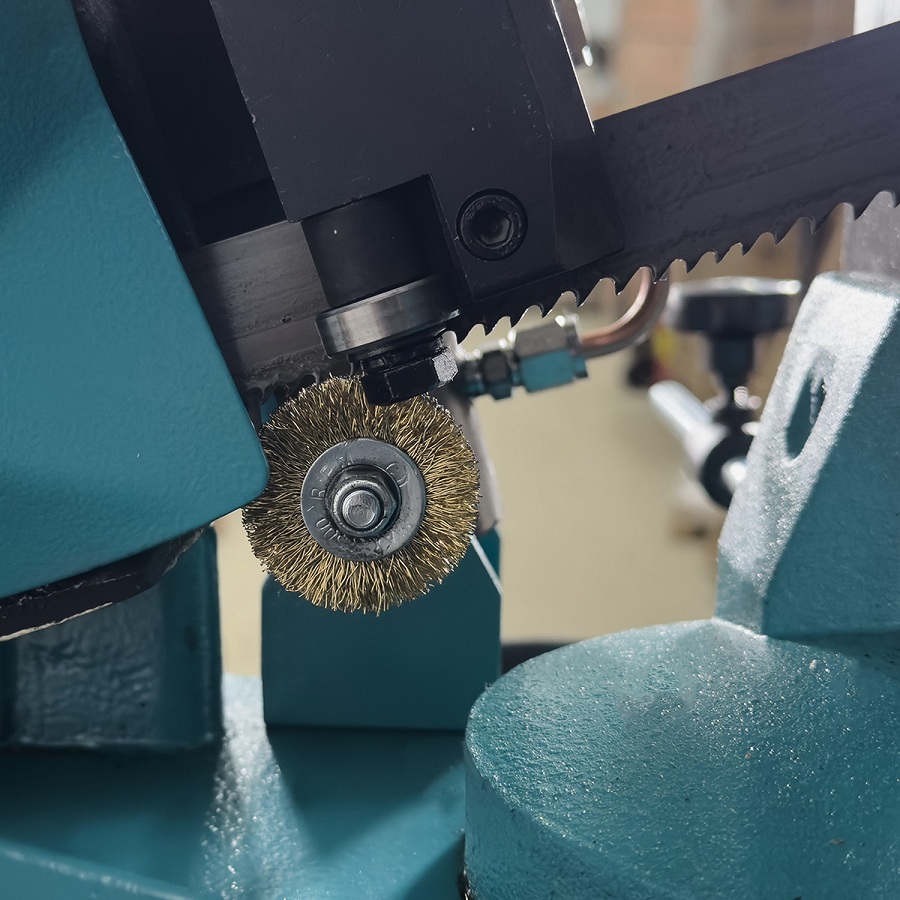 Ленточнопильный станок AURA LM-220G/380Фото 5422-10.jpg